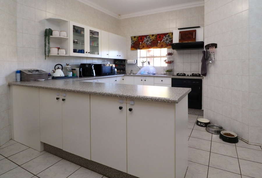 3 Bedroom Property for Sale in Flamwood North West